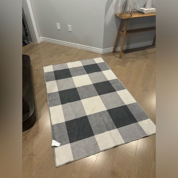 Ruggable rug 4x6 cover - Picture 1 of 5